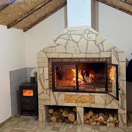 Διαμέρισμα Apartman Barisic 2